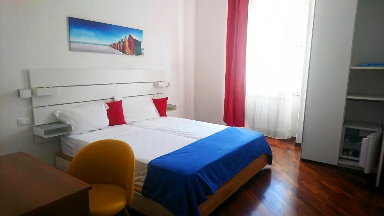 Stanza Con Bagno Ed Accesso Privati Hotel Trieste Exterior foto